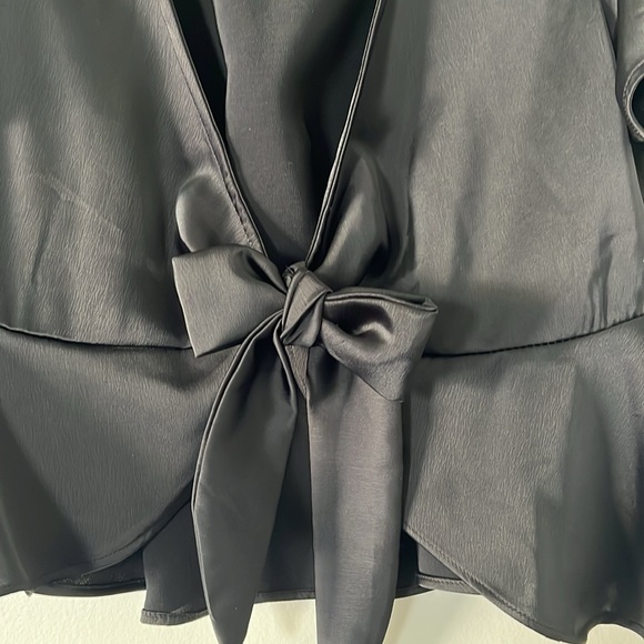 Wild Fable black satin wrap tie cover up size M - Picture 2 of 11